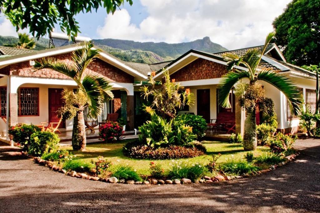 Villa De Roses Beau Vallon  Exteriör bild
