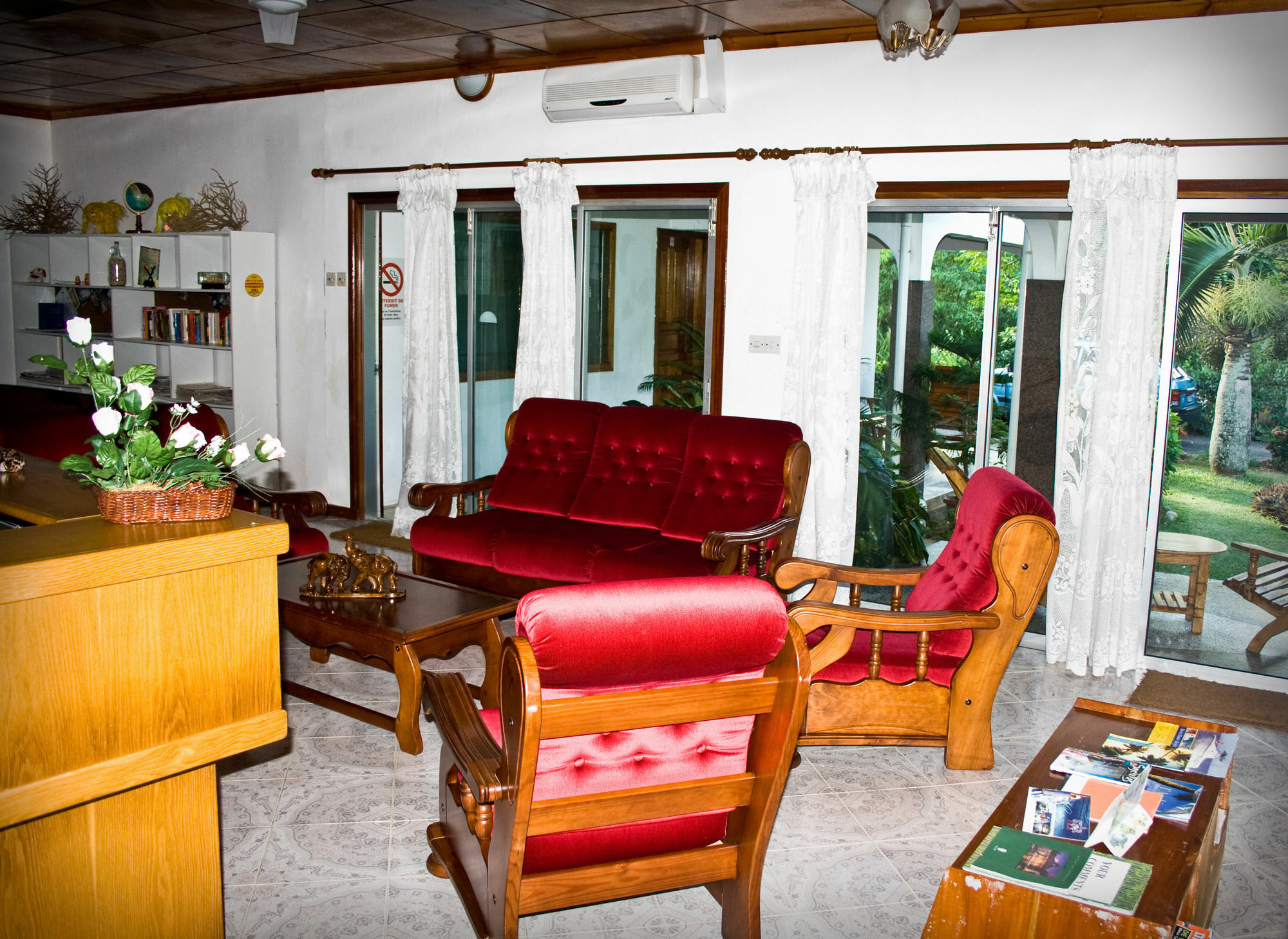 Villa De Roses Beau Vallon  Exteriör bild